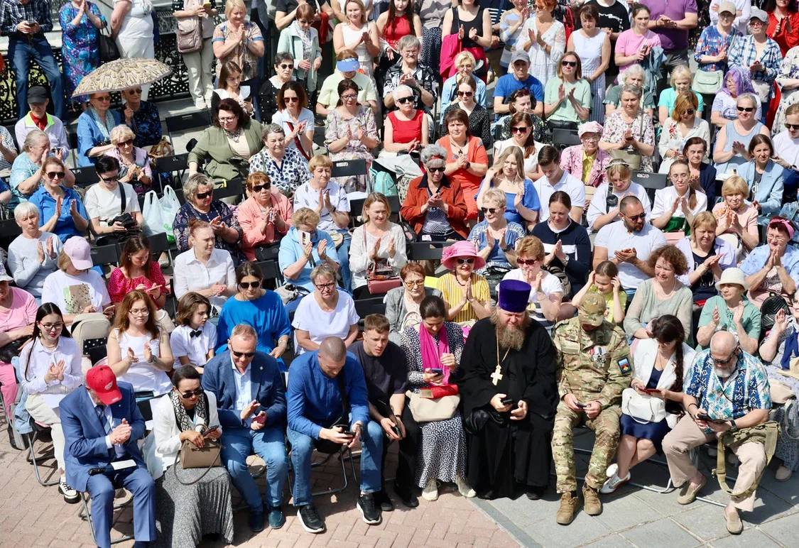 Члены Екатеринбургского отделения ИППО приняли участие в праздновании  Международного дня русского языка и 225-летия со дня рождения А. С. Пушкина